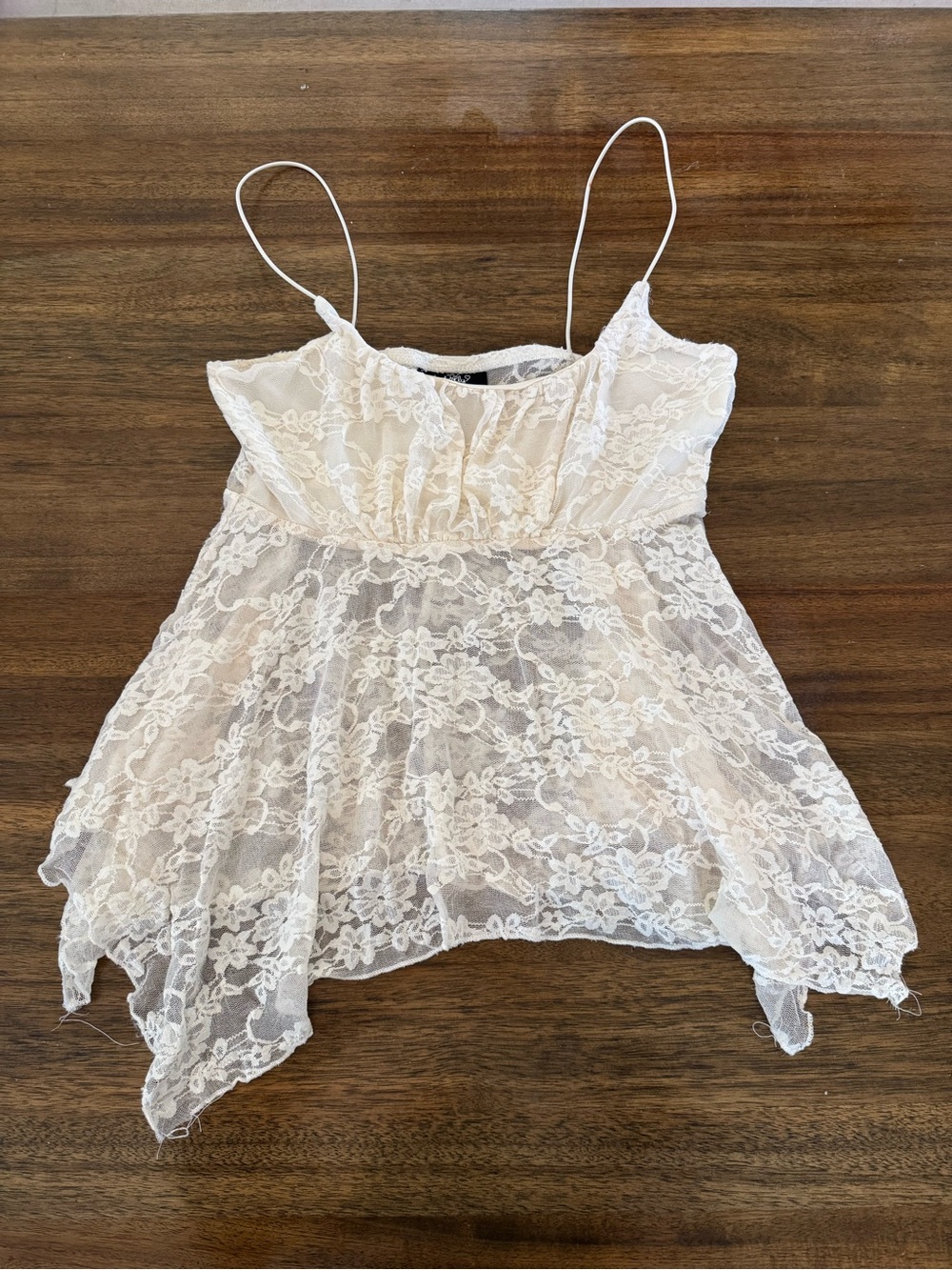 Cream Lace Spaghetti-Strap baby doll cami
